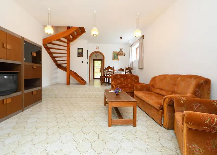 Pinus 2 By Interhome Feriehus Balatonfůzfő